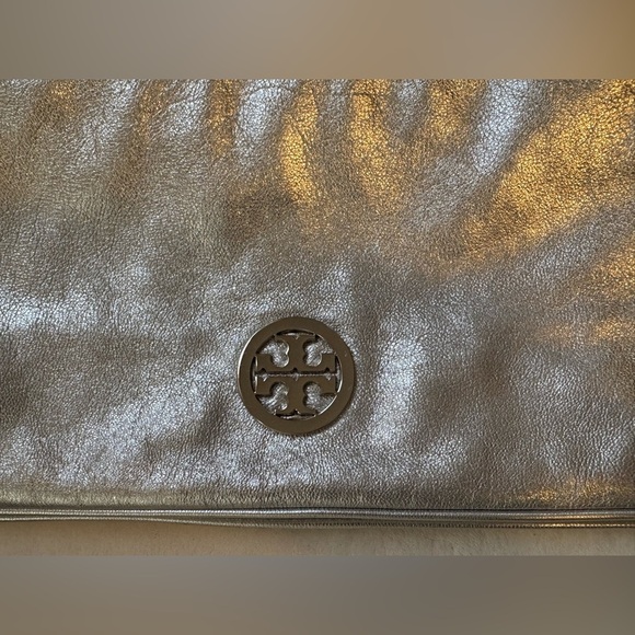 Tory Burch Silver Metallic Crossbody/Clutch Shoulder Bag - Picture 2 of 15